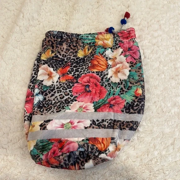 Johnny was fleece bag sling XL $90 boho spring floral bookbag backpack casual Johnny Was Embroidered Backpacks For The Everyday Girl main image 3